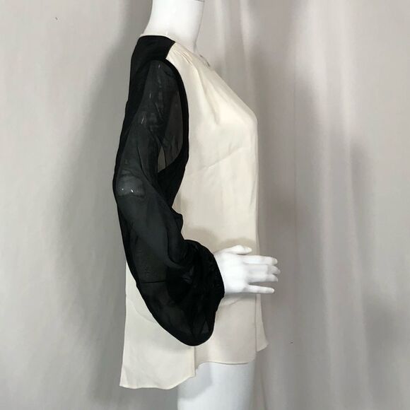 Diane Von Furstenberg 'Nikki' Silk Top (H6) - Picture 5 of 9